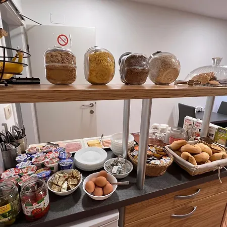 顺行住宿加早餐旅馆 住宿加早餐酒店 卢布尔雅那
