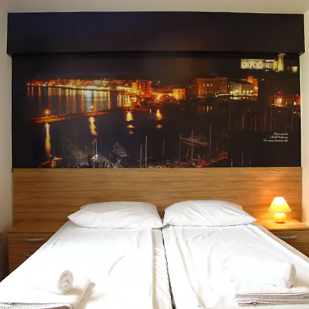 Bed & Breakfast By The Way