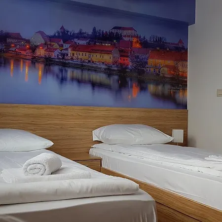 By The Way فندق مبيت وإفطار