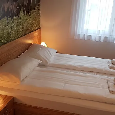 By The Way فندق مبيت وإفطار