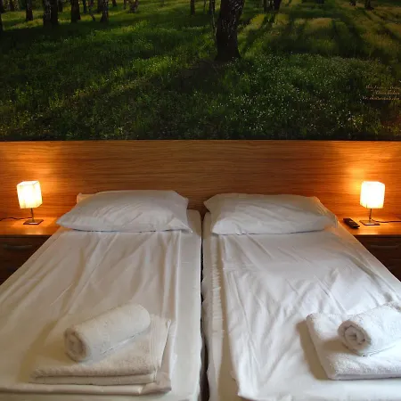 By The Way 3* ليوبليانا